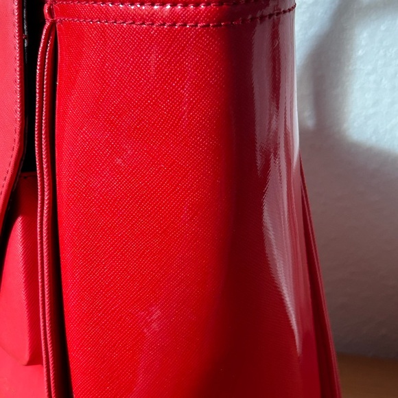 London Saffiano Leather Structured Tote Bag W/ Envelope Pocket & Floral Lining - Picture 9 of 10